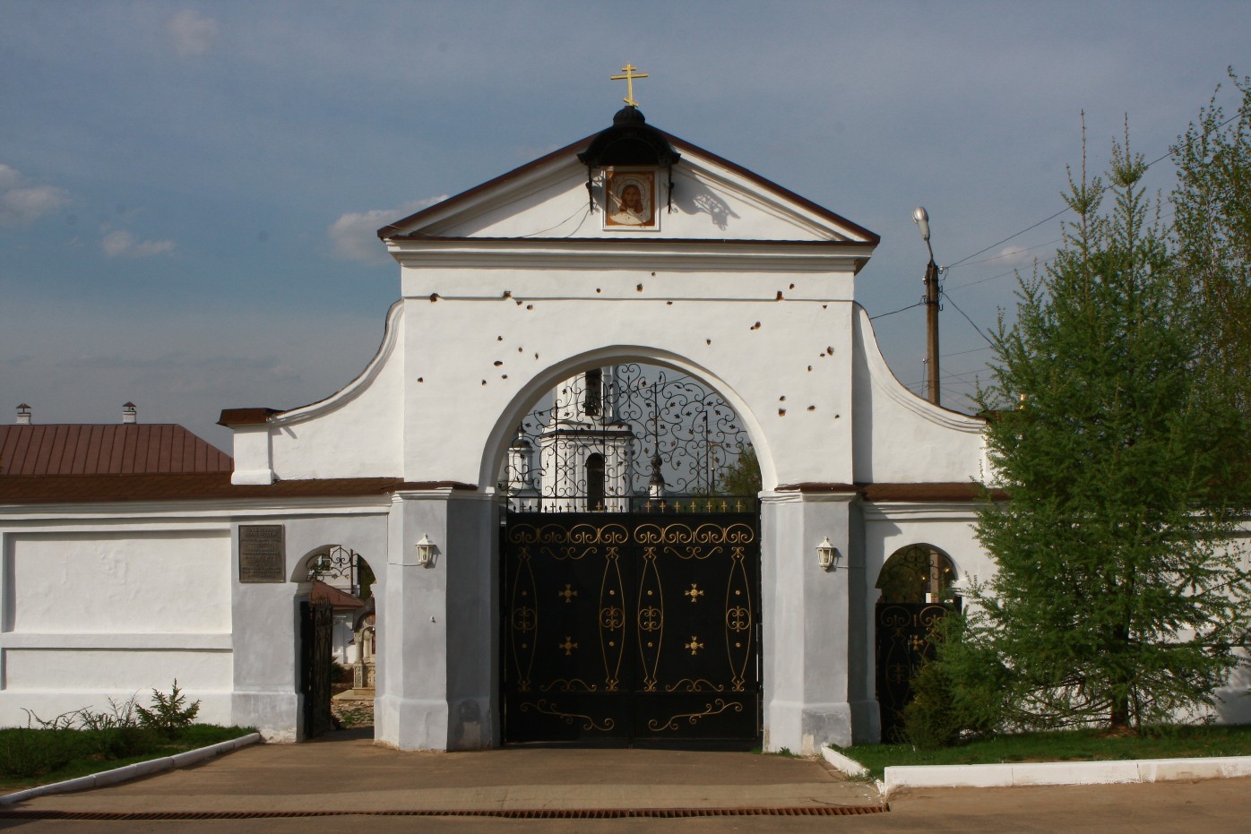 Николаевский Черноостровский монастырь - фото - 4